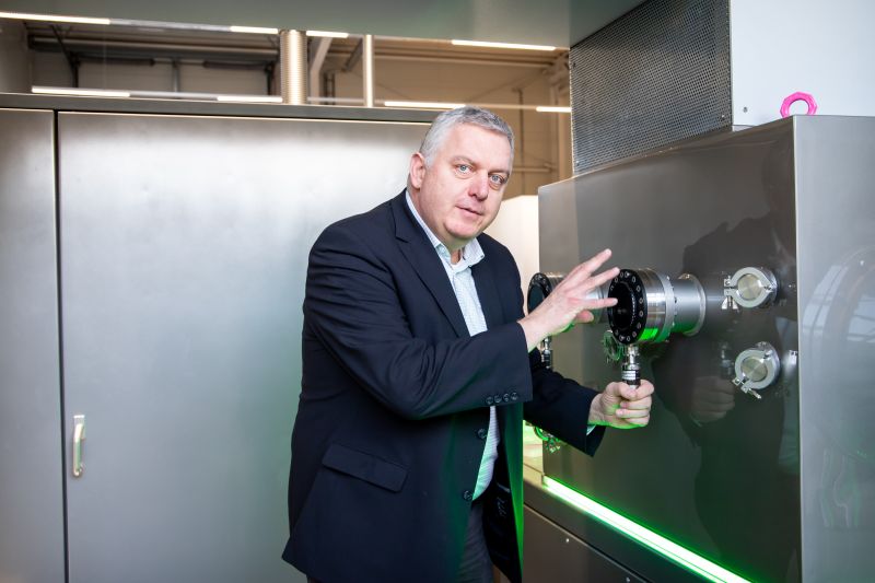 Kyocera_Dr_Frank_Weber_web.jpg